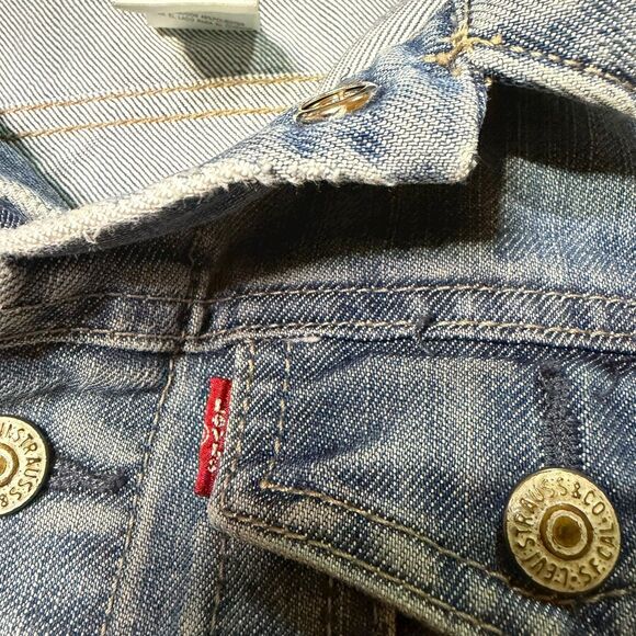Levi’s Kids Denim Trucker Jacket Size 7 Blue Vintage Red Tab - Picture 7 of 10